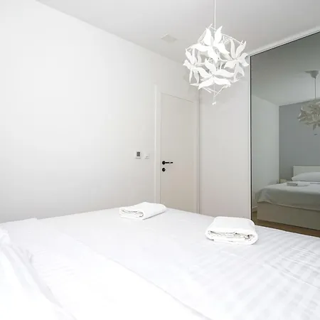 Exultet Apartment *