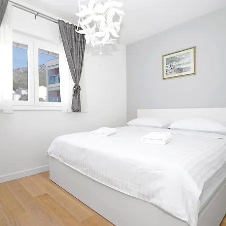 Exultet Apartment Podstrana